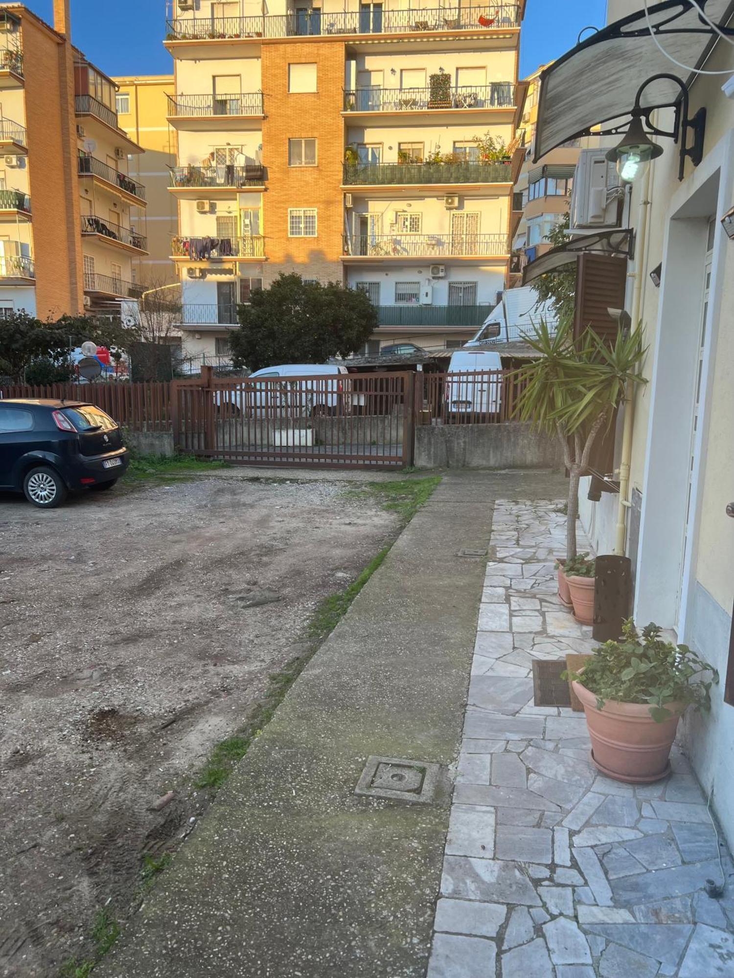 Casa Bravetta - Parking Private Apartment Roma Exterior foto
